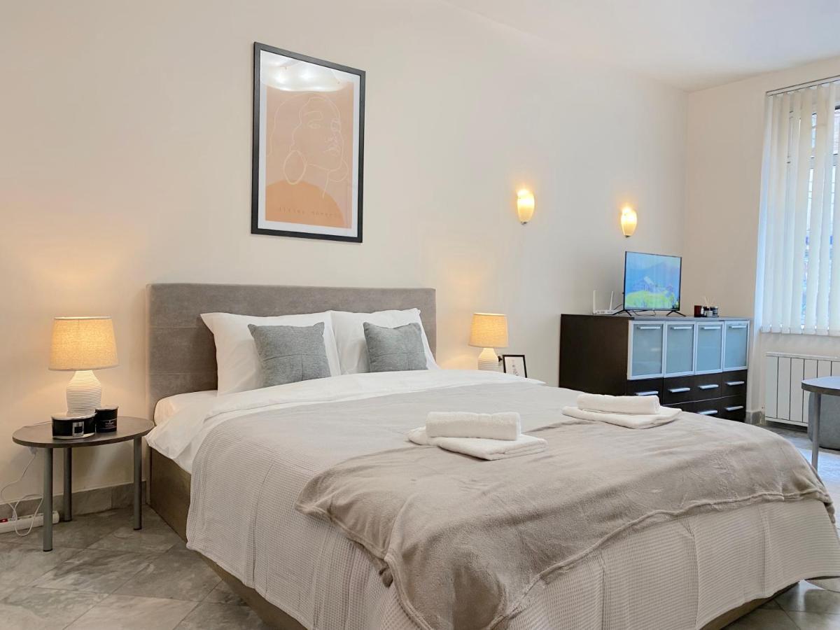 Top City Centre 1Br Apartment For 4 Guests & Fast Wifi Sofia Luaran gambar